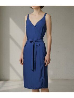 everlane the luxe cotton side-slit tee dress A Lightweight T-Shirt Dress I'm Loving